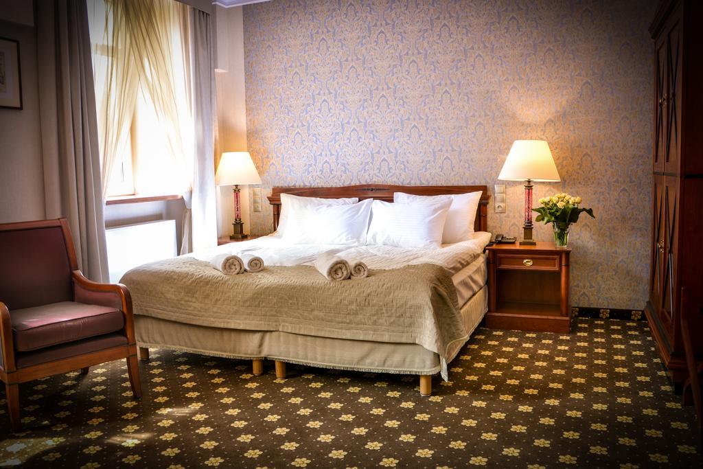 Komoda Club Residence Kaliszki Cameră foto