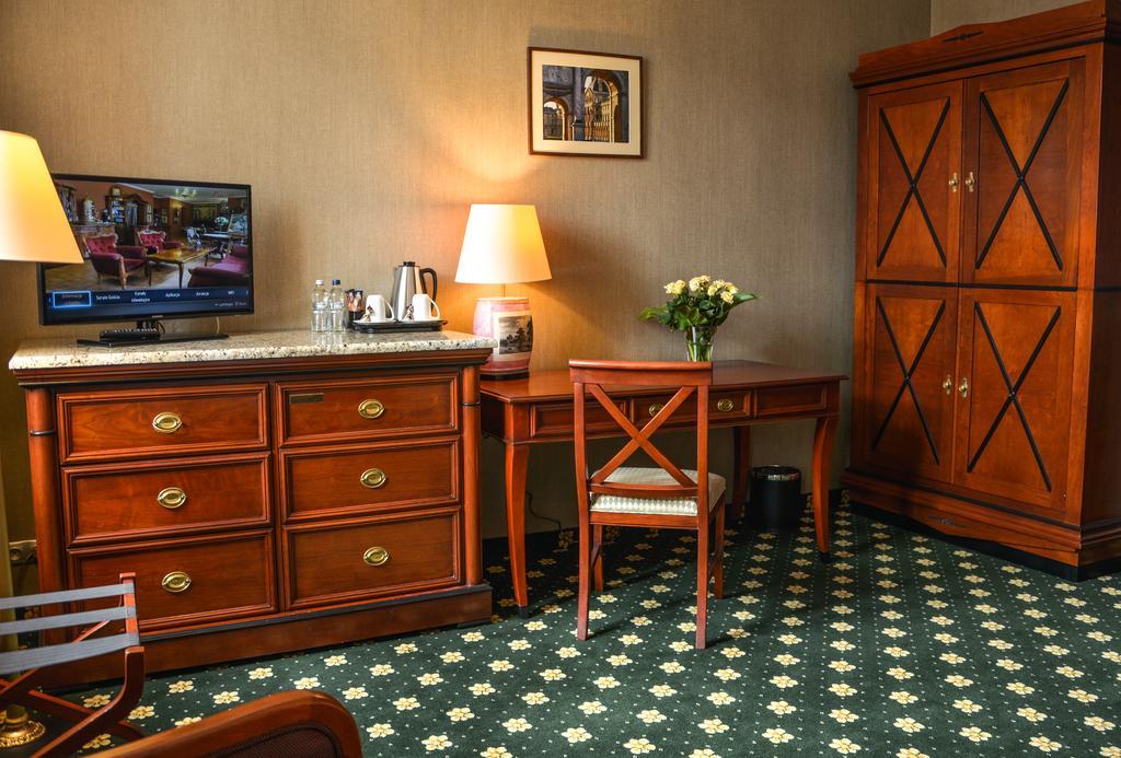 Komoda Club Residence Kaliszki Cameră foto